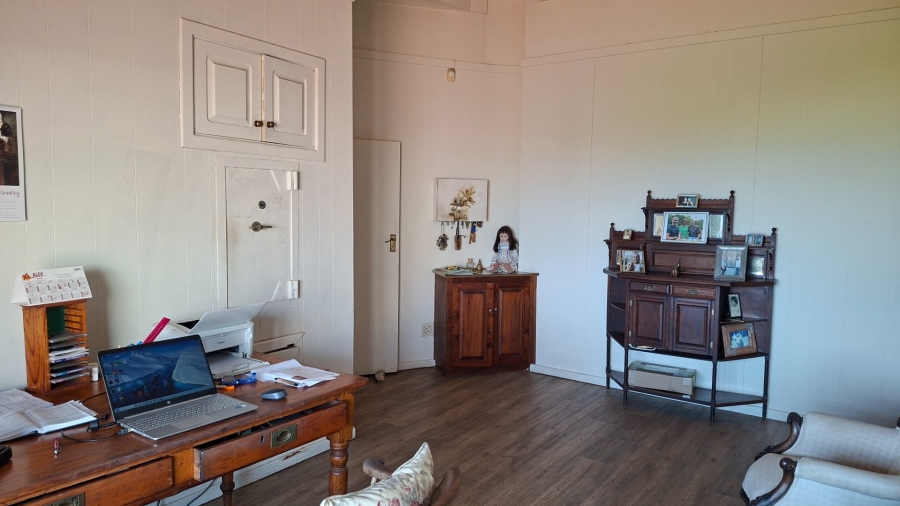 5 Bedroom Property for Sale in Blue Bend Eastern Cape